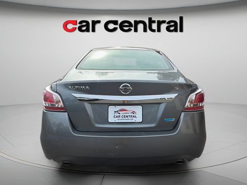 Used 2014 Nissan Altima 2.5 S FWD image 5