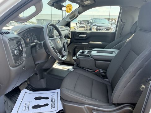 Used 2025 Chevrolet Silverado 1500 W/T RWD image 10