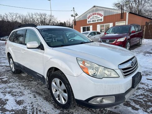 Used 2011 Subaru Outback 2.5i Limited w/ PWR Moonroof Pkg image 3