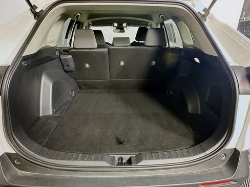 Used 2024 Toyota RAV4 XLE image 28