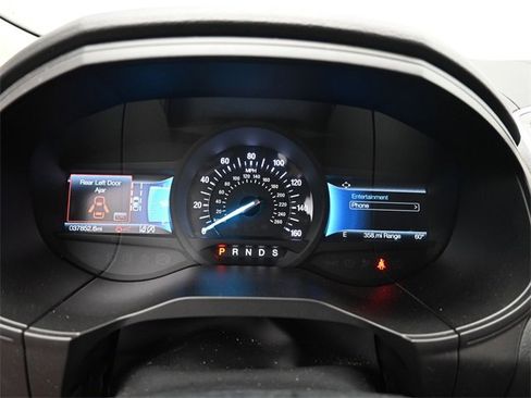 Used 2024 Ford Edge Titanium image 16