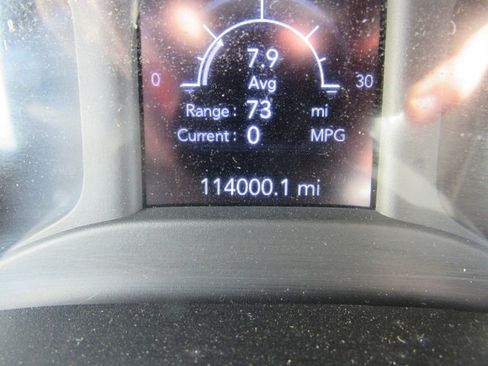 Used 2022 RAM 2500 Tradesman w/ Chrome Appearance Group AWD/4WD image 38