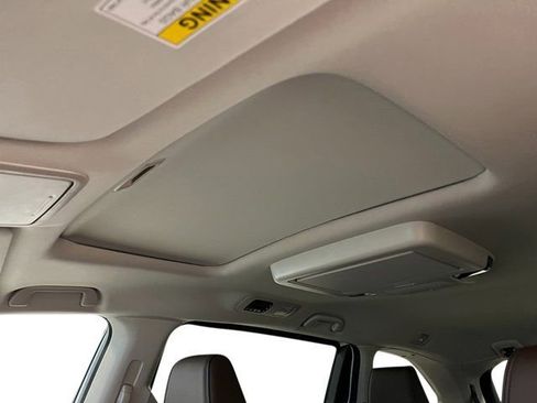 New 2026 Honda Odyssey Touring image 22
