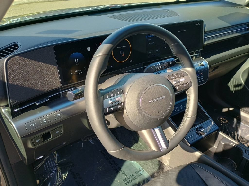 Used 2025 Hyundai Kona Limited FWD image 12