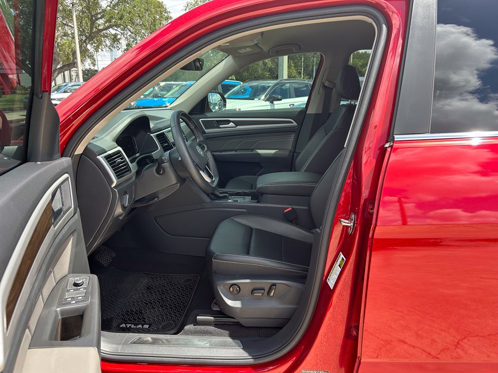 Certified 2023 Volkswagen Atlas SE FWD image 15