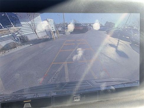 Used 2021 Chevrolet Tahoe LT image 24