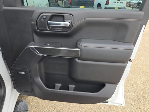 Used 2021 GMC Sierra 1500 AT4 w/ AT4 Value Package AWD/4WD image 29