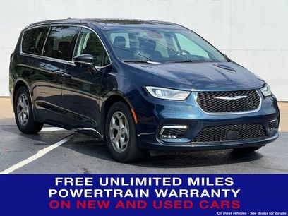 Used 2024 Chrysler Pacifica Limited