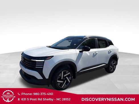 New 2026 Nissan Kicks SV w/ SV Premium Package FWD image 1