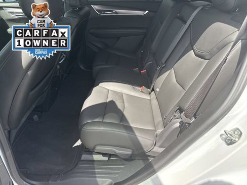 Used 2024 Cadillac XT6 Luxury FWD image 25