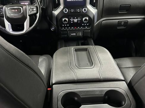 Used 2022 GMC Sierra 1500 SLT w/ SLT Premium Plus Package AWD/4WD image 24