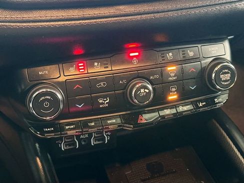 Used 2021 Dodge Durango R/T w/ Tow 'N Go Package image 17