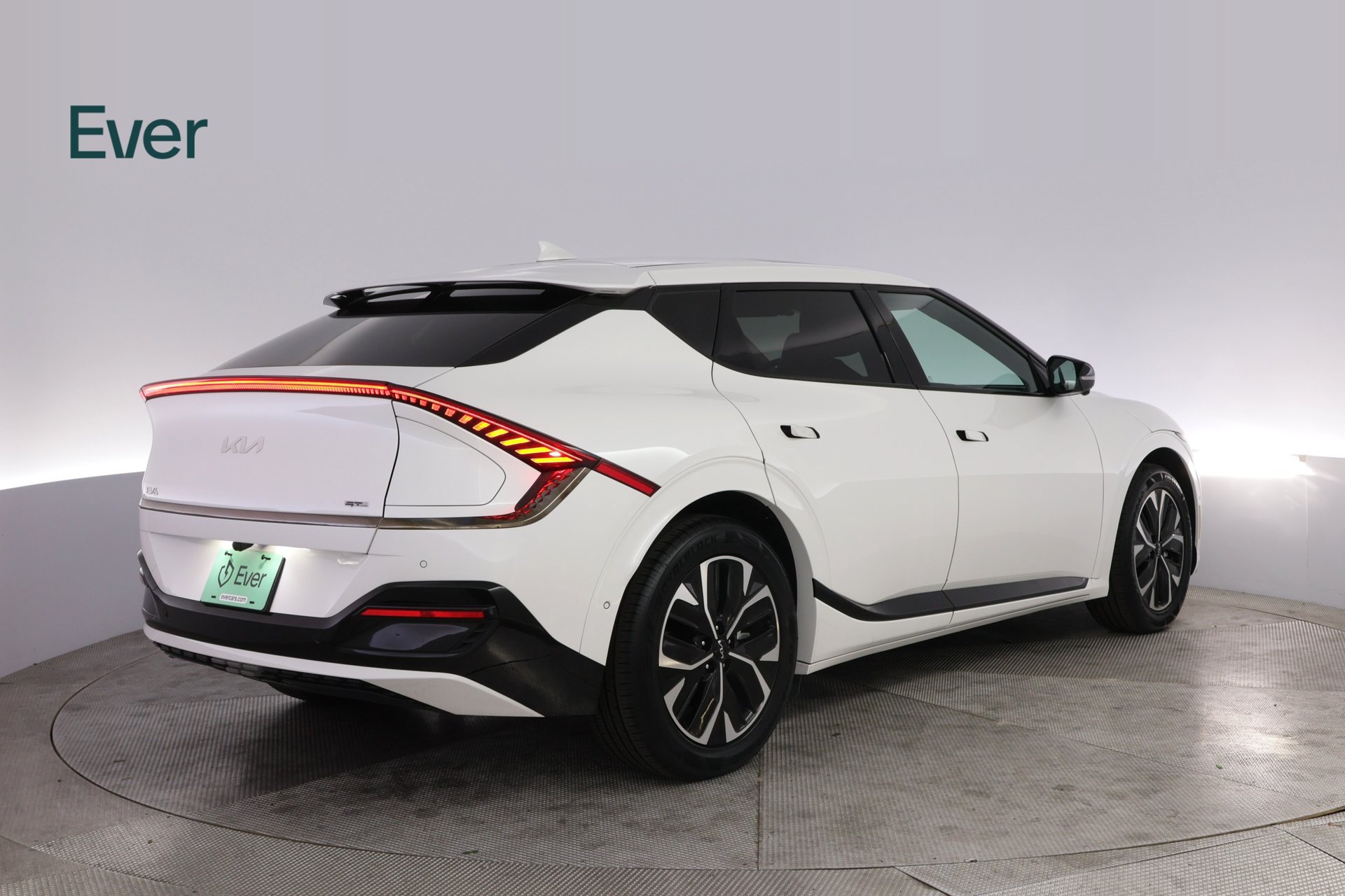 Used 2024 Kia EV6 GT-Line RWD image 3