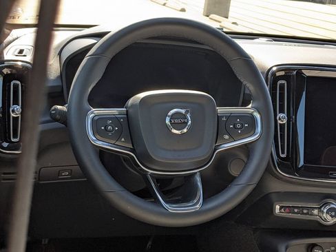Certified 2023 Volvo C40 P8 Recharge Ultimate AWD/4WD image 14
