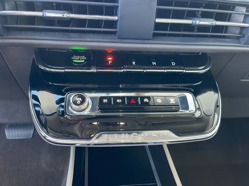 Used 2023 Lincoln Corsair Reserve w/ Equipment Group 201A image 21