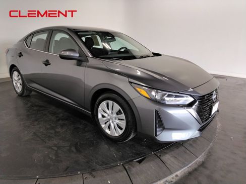 Used 2024 Nissan Sentra S image 4