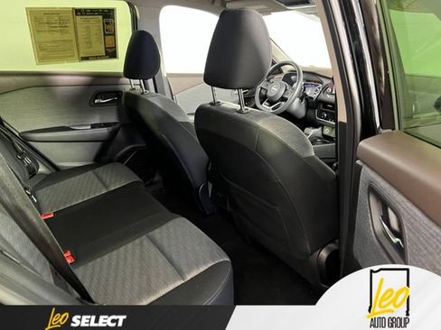 Used 2023 Nissan Rogue SV AWD/4WD image 11