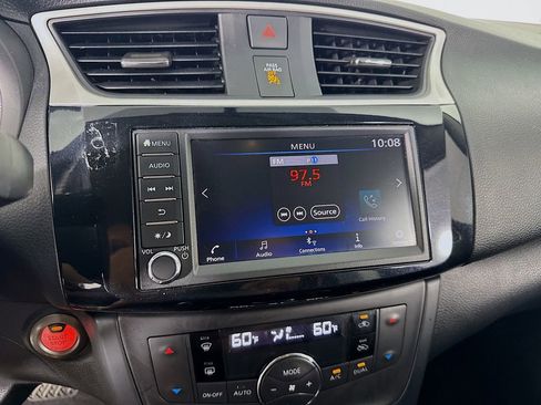 Used 2019 Nissan Sentra SV FWD image 18