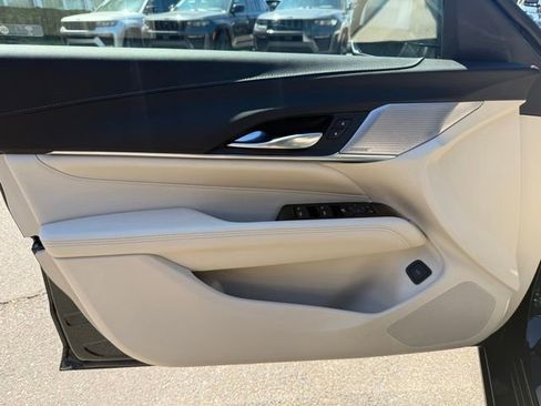 Used 2021 Cadillac CT4 Luxury w/ Sun And Sound Package AWD/4WD image 24