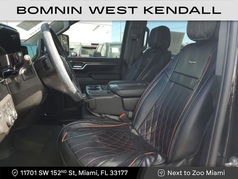 Used 2024 Chevrolet Silverado 2500 LT w/ Convenience Package image 22