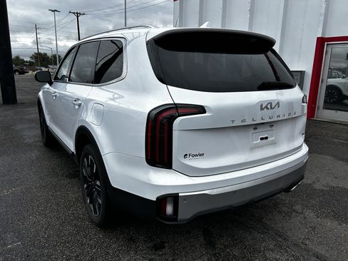 Used 2024 Kia Telluride SX Prestige AWD/4WD image 3