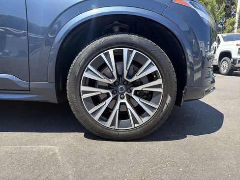 Used 2020 Volvo XC90 T5 Momentum w/ Protection Package Premier FWD image 13