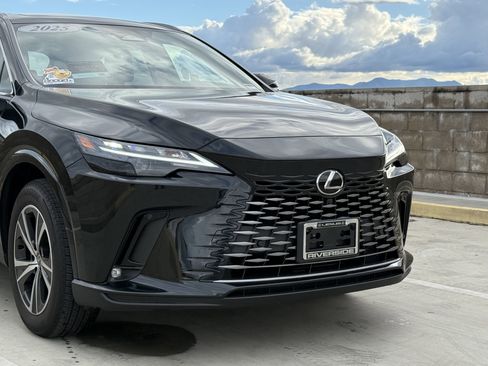 Certified 2025 Lexus RX 350 Premium image 3