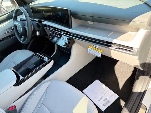 New 2026 Hyundai Tucson Limited image 14