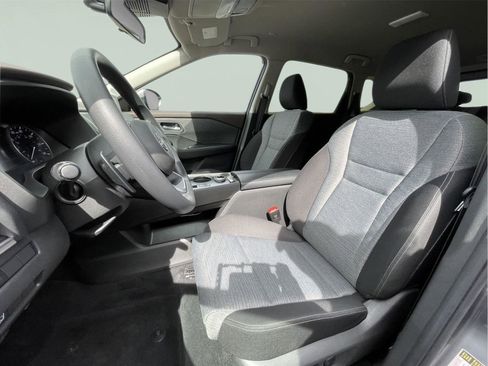 Used 2023 Nissan Rogue SV AWD/4WD image 10