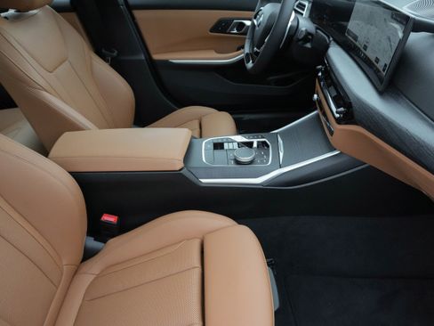 Used 2025 BMW 330i Sedan RWD image 13