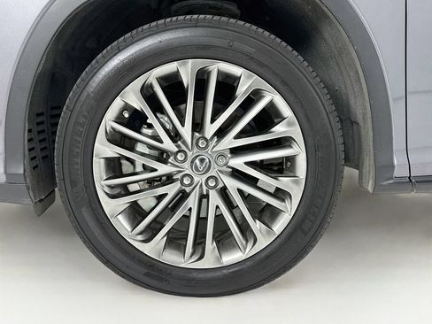 Used 2022 Lexus RX 450h AWD w/ Luxury Package image 31