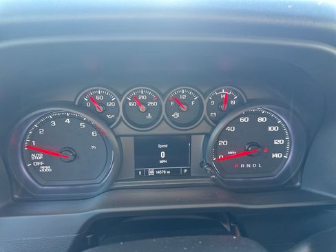 Used 2023 Chevrolet Silverado 1500 Custom AWD/4WD image 3