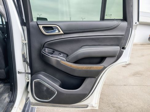 Used 2018 GMC Yukon Denali image 16