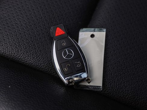 Used 2013 Mercedes-Benz C 250 Sedan image 35