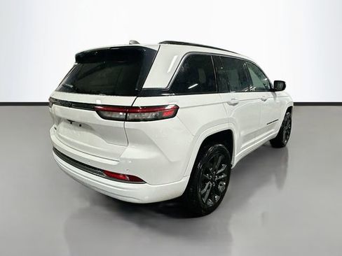 New 2026 Jeep Grand Cherokee Limited AWD/4WD image 6