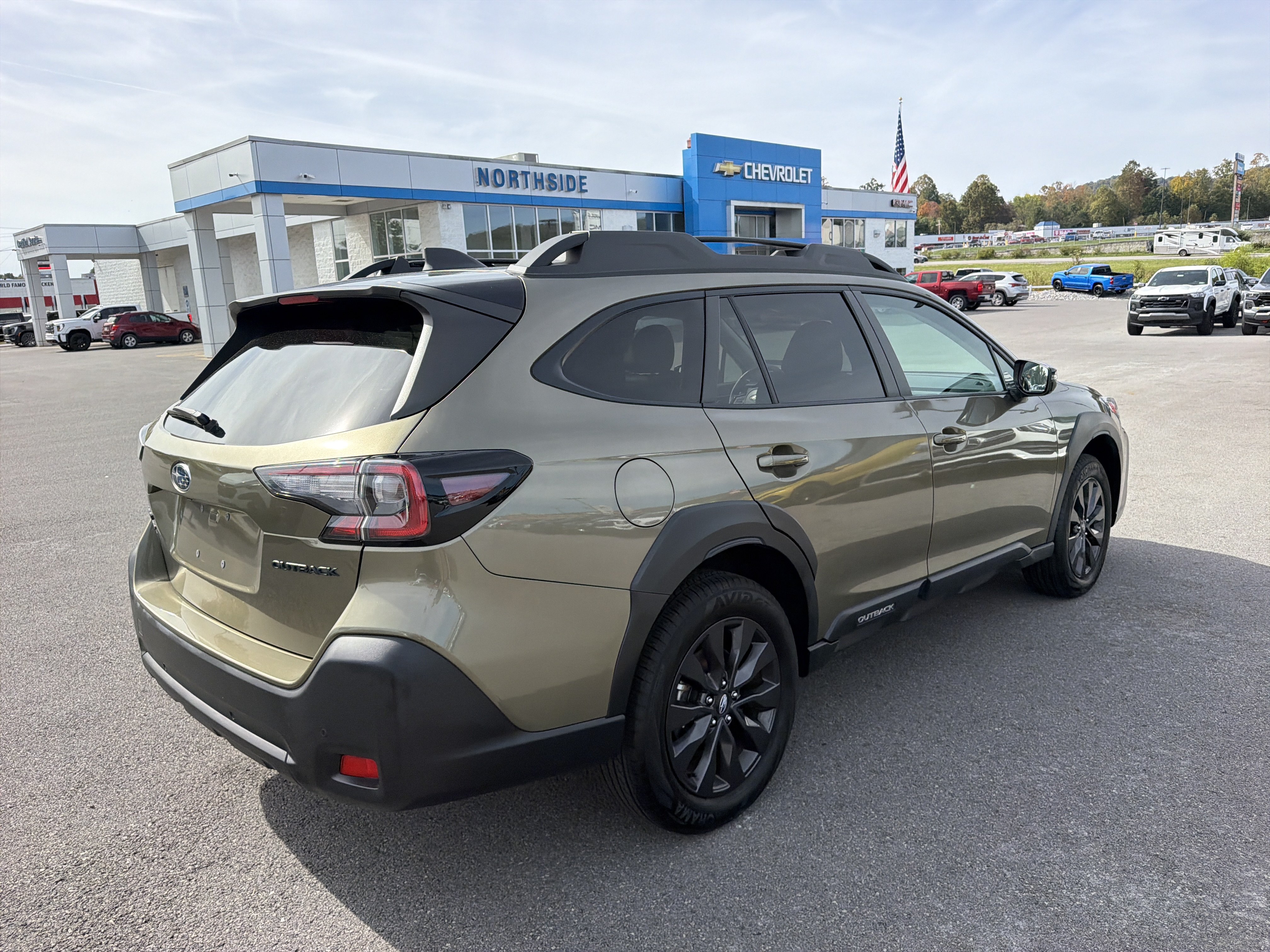 Used 2025 Subaru Outback Onyx Edition AWD/4WD image 7