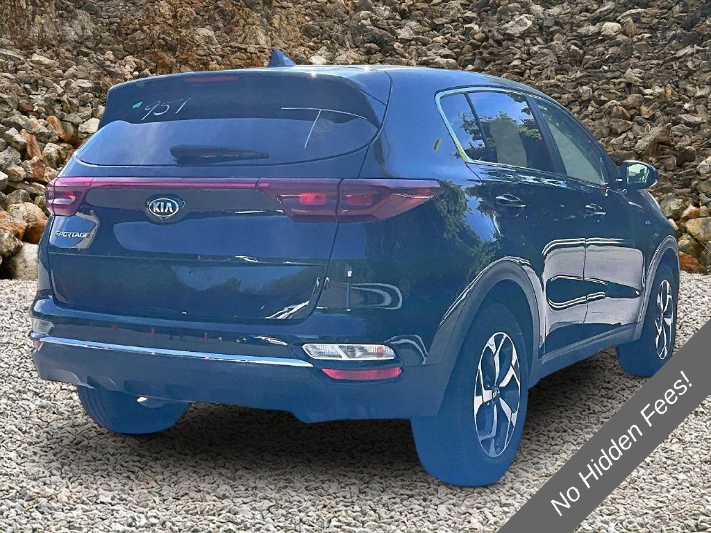 Used 2022 Kia Sportage LX AWD/4WD image 2