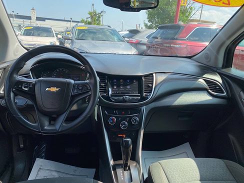 Used 2020 Chevrolet Trax LS w/ Tint and Cruise Package image 16