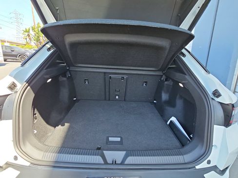 Used 2023 Volkswagen ID.4 S RWD image 12