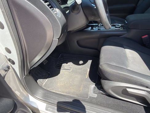 Used 2017 Nissan Pathfinder S AWD/4WD image 19