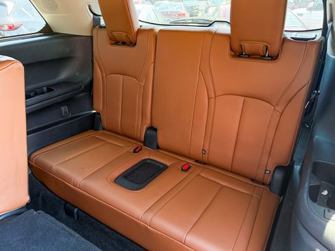 Used 2023 INFINITI QX60 Sensory w/ Vision Package AWD/4WD image 28