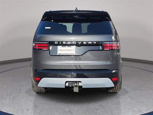 New 2026 Land Rover Discovery Limited Edition image 6