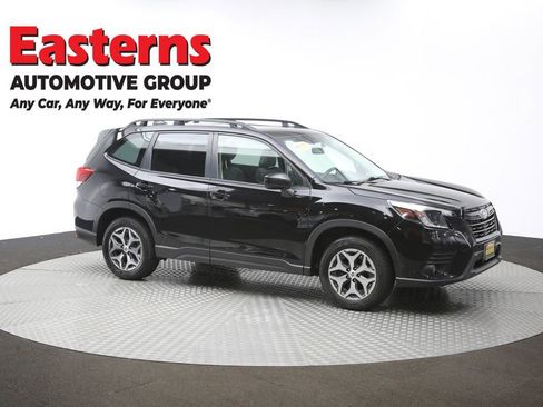 Used 2023 Subaru Forester Premium AWD/4WD image 52