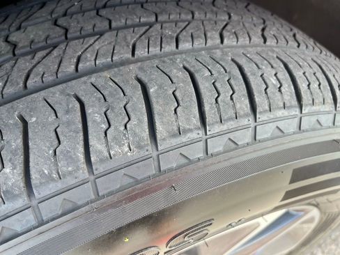 Used 2023 Chevrolet Tahoe LT w/ Luxury Package image 27