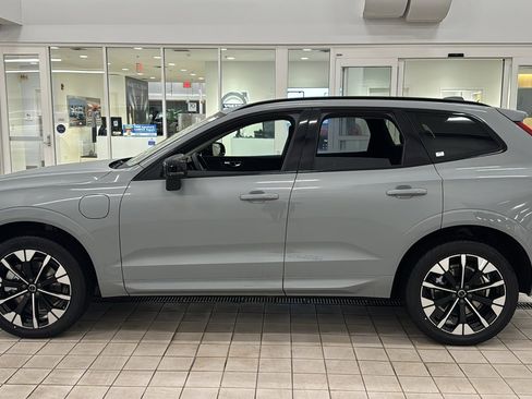 New 2026 Volvo XC60 T8 Plus w/ Protection Package Premier image 8