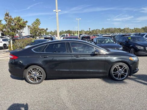 Used 2014 Ford Fusion Titanium image 2