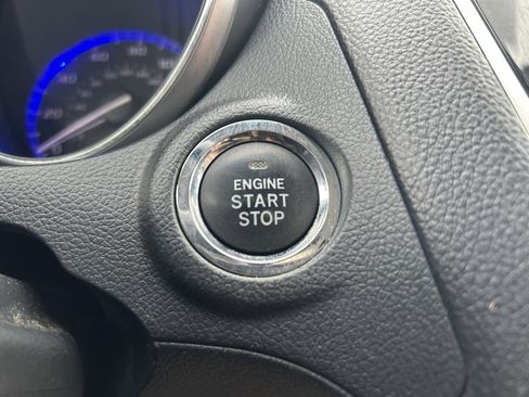 Used 2018 Subaru Outback 2.5i Limited image 15