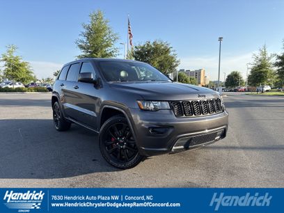 Used 2017 Jeep Grand Cherokee Altitude