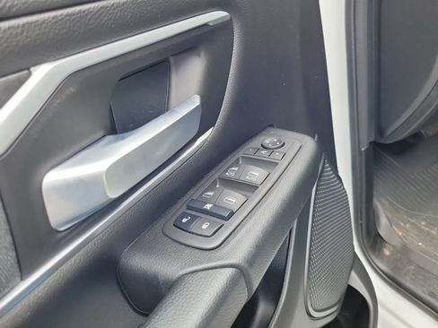 Used 2022 RAM 1500 Big Horn AWD/4WD image 16