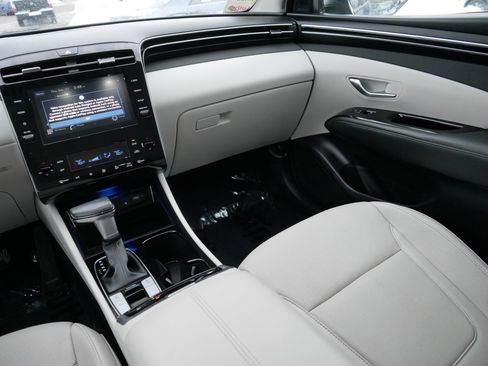 Used 2022 Hyundai Tucson SEL w/ Convenience + Premium Package image 11